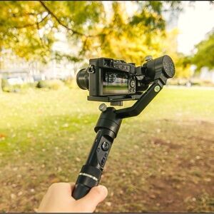Zhiyun gimbal crane-M